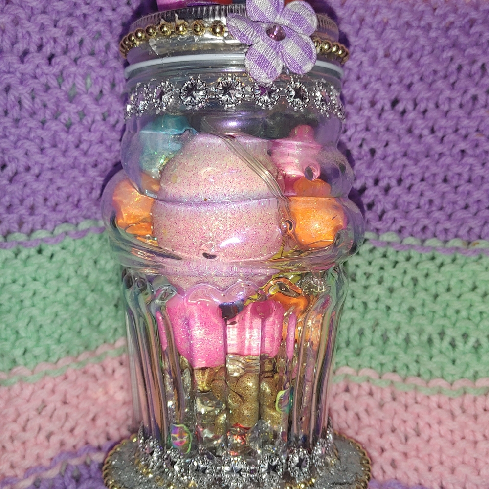 HANDMADE By Me. Colorful Glass Centerpiece (Runs On 2 AA batteries -included) - Picture 2 of 7